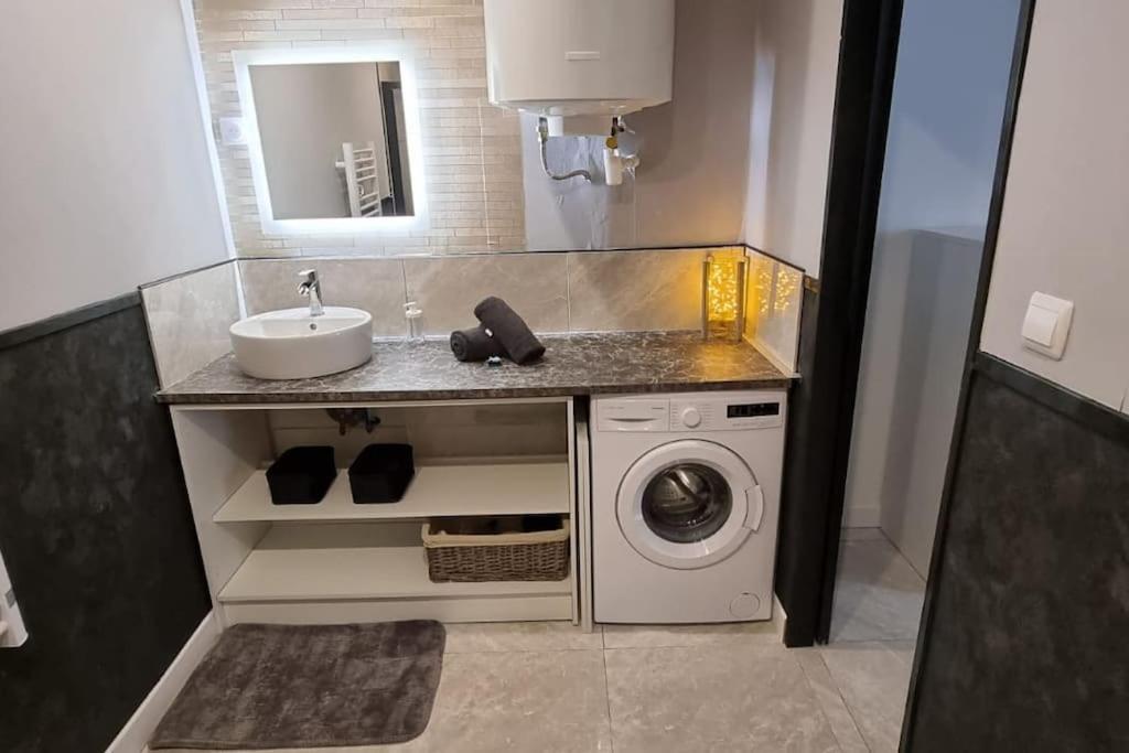 Le Nid Douillet Calme Proche Du Centre Parking Video Projecteur Apartment Brest Bagian luar foto